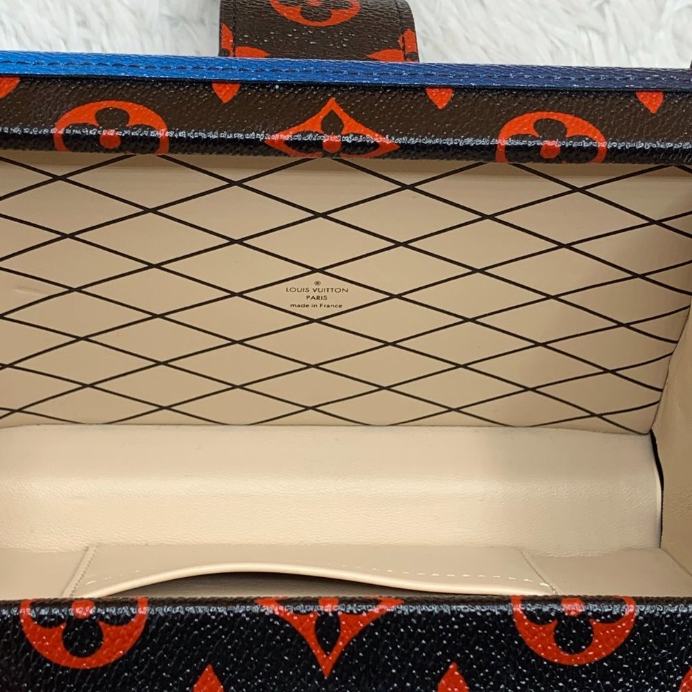 Louis Vuitton Petite Malle Race print checker trunk crossbody leather LV bag - Picture 4 of 16